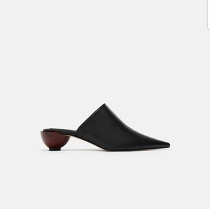 Zara | Leather Round Heel Mules worn once!